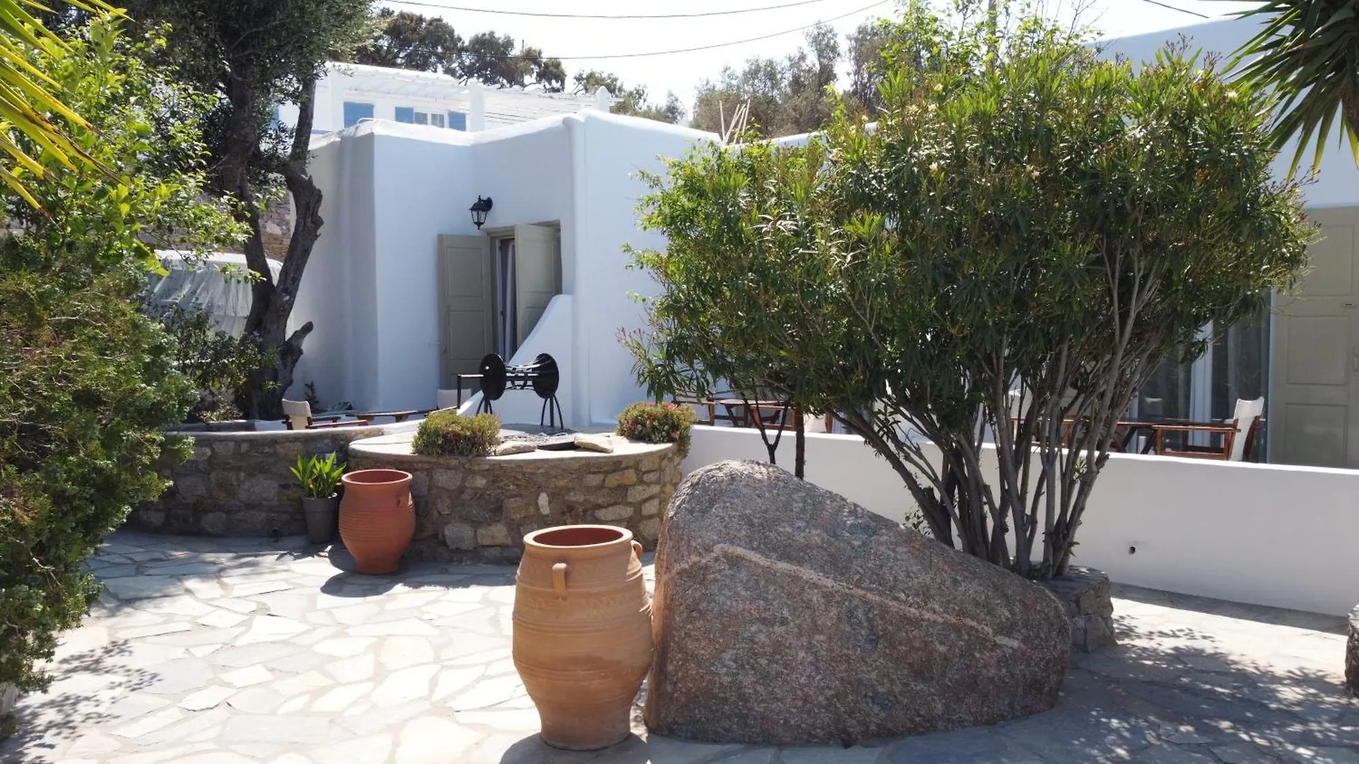 Guest house La Veranda Of Mykonos Traditional Guesthouse Mykonos Town Greece
